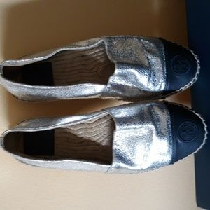 Tory Burch espadrilles metallic,leather like new condition